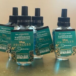 BATH & BODY WORKS — WALLFLOWERS — DISNEY PRINCESS JASMINE